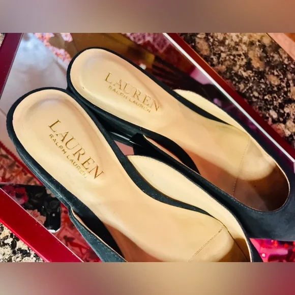 Stunning LAUREN Ralph Black Kitten Point Toe Flat Slides Fall Spirit Comes 6.5 - Picture 8 of 9